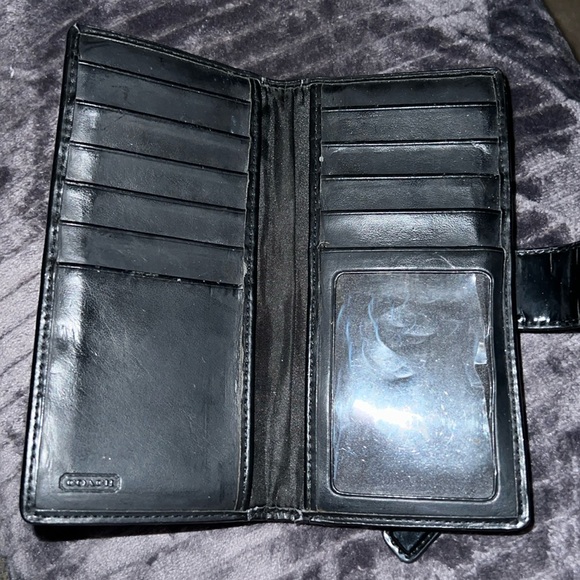 Coach Wallet - Picture 3 of 4